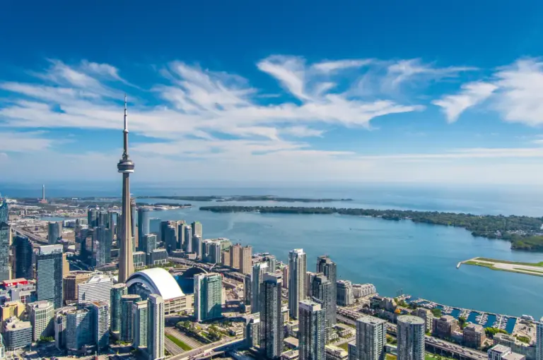 Downtown Toronto Cityscape Lake